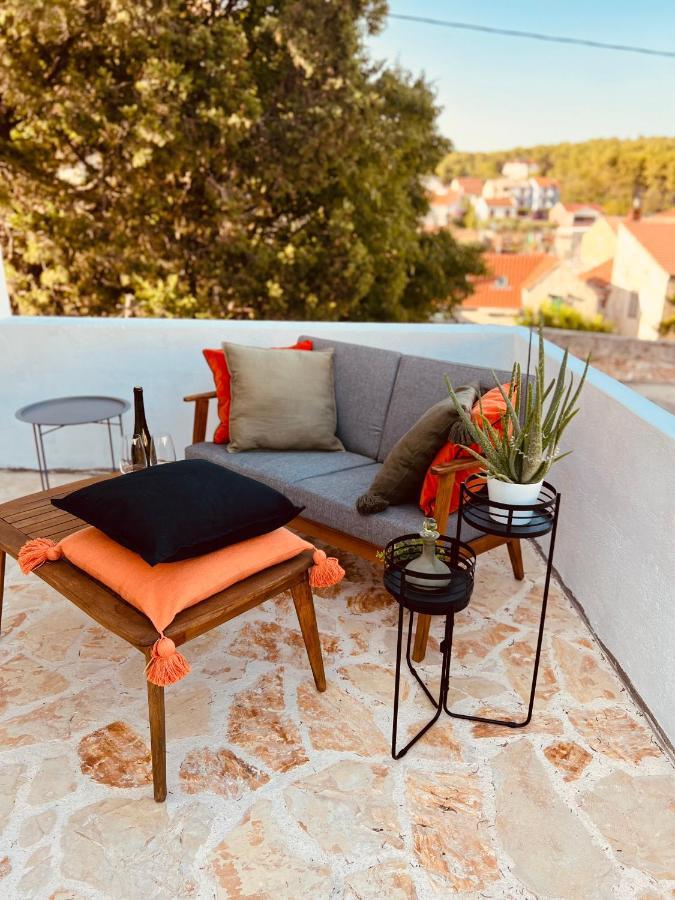 B&B 366 Vrboska Exterior photo